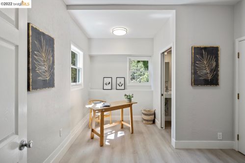 3028 Jordan Rd, Oakland CA  94602-3529 exterior
