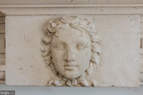 3210 R St, Washington DC  20024-3419 exterior