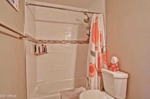 4537 17 Ave, Phoenix AZ 85086-6309 exterior