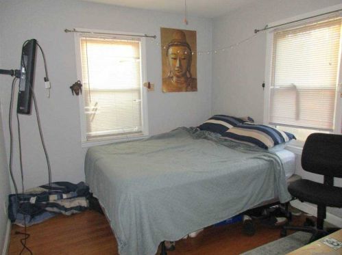 12 Kalmia St, Elwood NY  11731-1213 exterior