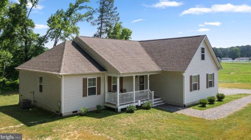 84 Cove Ln, Montross VA  22520-4026 exterior