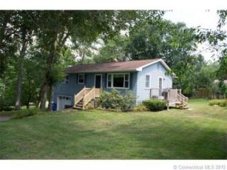 72 Northern Dr, Moosup, CT 06354-2017