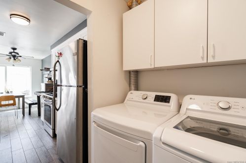 3682 Cliff Way, Oceanside CA  92056-4703 exterior