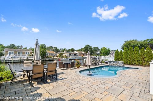 30 Topsail Rd, Bricktown NJ  08723-6743 exterior