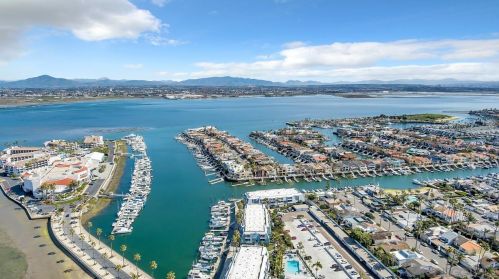 50 Montego Ct, San Diego CA  92118-3247 exterior