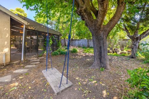 218 Sandalwood Ct, Vacaville CA  95687-5238 exterior