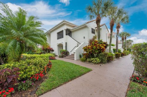 15920 Loch Katrine Trl, Delray Beach, FL 33446-3136