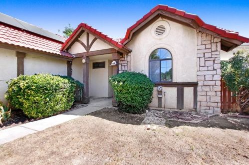 1152 Stephanie Ct, Lancaster, CA 93535-4893