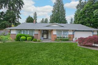 6301 81st St, Puyallup, WA 98371-5517