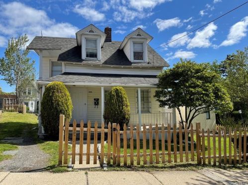 303 Irving Ave, Rye Brook, NY 10573-3005
