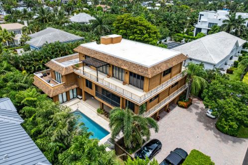 122 Andrews Ave, Delray Beach, FL 33483-7025