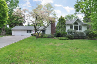 5 Concord Rd, Ardsley, NY 10502-1101