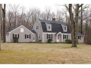 83 Wepawaug Rd, New Haven, CT 06525-2424