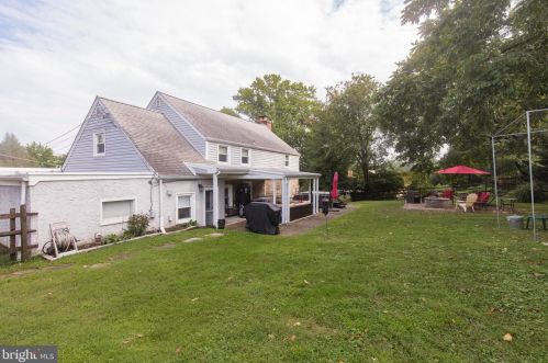 2304 Coles Blvd, Norristown PA  19401-1975 exterior