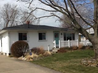 3120 Estelle Ave, Lorain, OH 44052-5104
