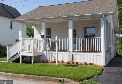 408 Marion Ave, Wilmington, DE 19809-2516