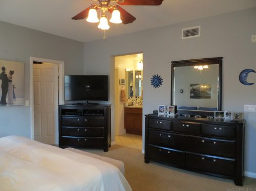 2722 Piantino Cir, San Diego CA 92108-4760 exterior