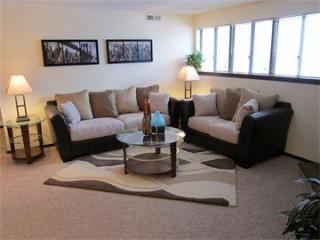 3023 Sandstone Dr, Manhattan KS  66502-6514 exterior