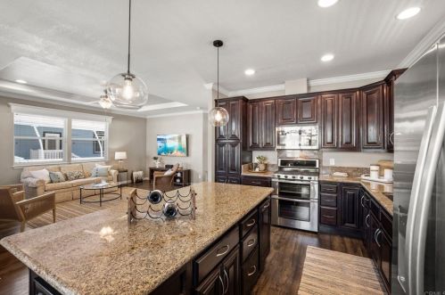 7102 Santa Barbara St, Carlsbad CA  92011-4629 exterior