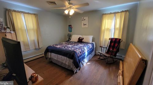 518 Cranes Gap Rd, Carlisle PA  17013-9602 exterior