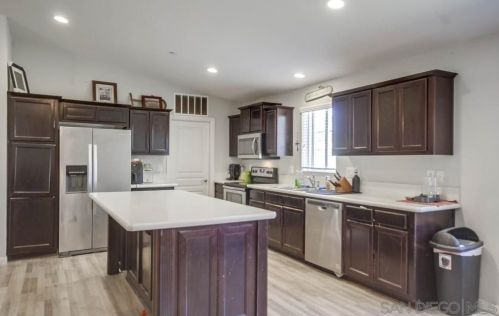 731 Harbison Canyon Rd, El Cajon, CA 92019-1414