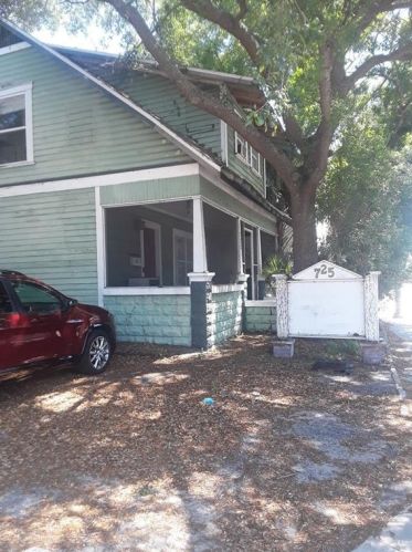 725 4th St, Saint Petersburg, FL 33701-2321