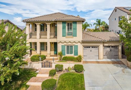 30350 June Rose Ct, Santa Clarita, CA 91384-4737