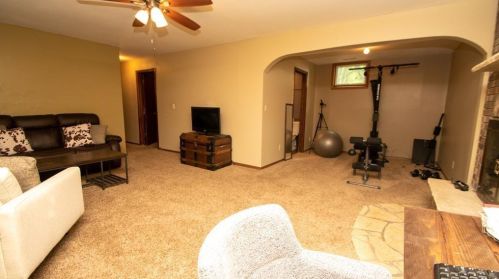1923 Fairway Ln, Alex, MN 56308-8611