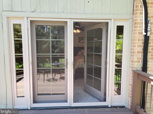 107 Quintynnes Dr, Wilmington DE  19807-1435 exterior