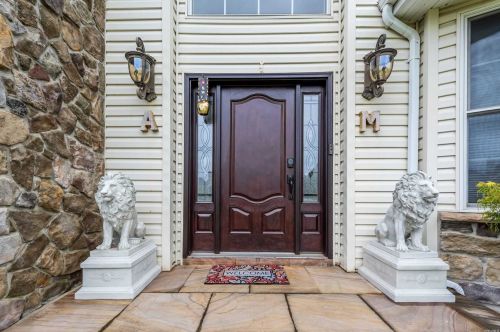 4 Serviceberry Ct, Miller Place, NY 11764-3045