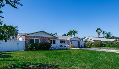 638 Bunting Dr, Delray Beach, FL 33444-1867