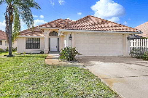 1685 James Cir, Titusville, FL 32780-2654