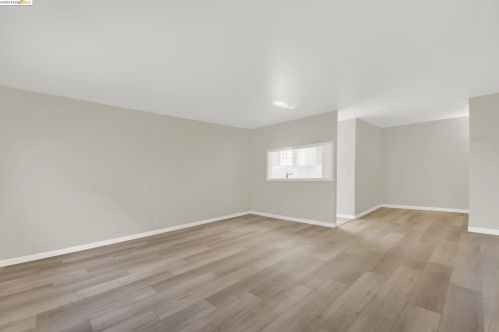 455 Cres St, Oakland CA 94610-2662 exterior