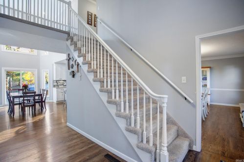 50928 Ridgeview Ln, Granger, IN 46530-9006