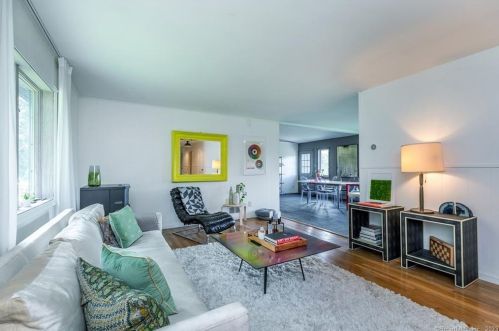 10 Surdan Mountain Rd, West Woods CT  06069-2428 exterior