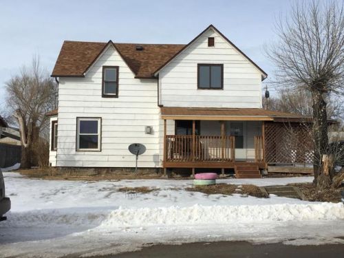 303 4th Ave, Fryburg, ND 58622-7250