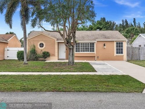18857 Cloud Lake Cir, Boca Raton FL  33496-2130 exterior
