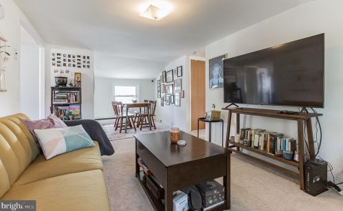 425 Emerald Ave, Camden, NJ 08108-2507