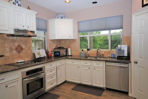 5514 Cherry Rdg Rd, Richmond TX  77406-9623 exterior