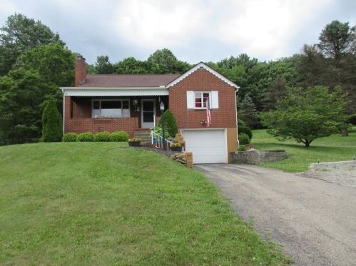 522 Latrobe St, Latrobe, PA 15650-0026