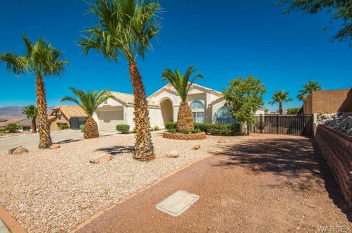 2117 Shadow Canyon Dr, Bullhead City, AZ 86442-8810