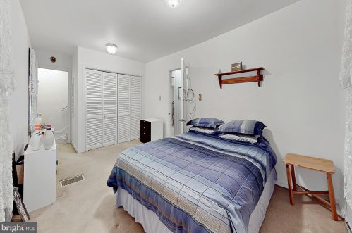 239 High St, Hummelstown PA  17036-2406 exterior