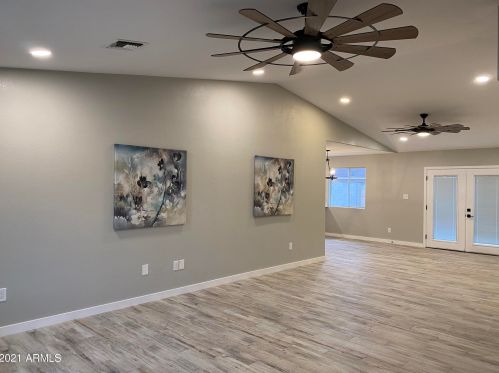 4555 Altadena Ave, Glendale, AZ 85304-3528