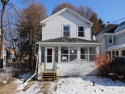 112 Avoca St, Syracuse, NY 13204-1830