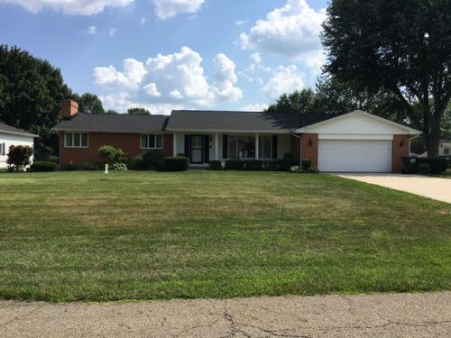 8230 Kellydale St, Massillon, OH 44646-1446