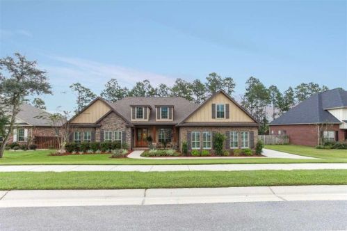 8811 Salt Grass Dr, Pensacola, FL 32526-3263