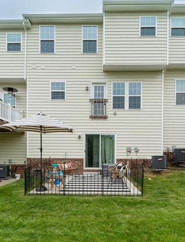 1138 Bayberry Dr, Canonsburg, PA 15317-4955
