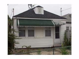 3 Lake Ave, Brooklyn, NY 11235-2215