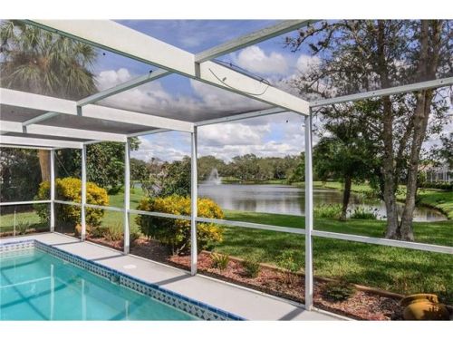 2818 Windridge Dr, Tarpon Springs, FL 34691-2613
