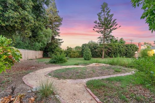 1278 Carmel Dr, Simi Valley CA  93065-4118 exterior